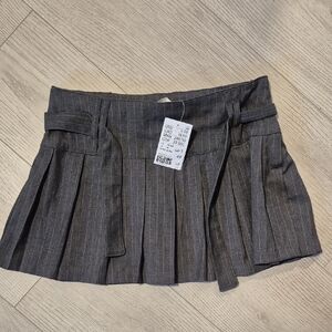 H&M Charcoal Pleated Skirt